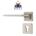 مقبض باب فضي بتصميم رفيع وعصري