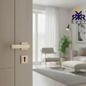 مسكة باب بلون الذهبي فاتح بتصميم مربع عصري وجودة عالية