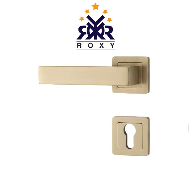 مسكة باب بلون الذهبي فاتح بتصميم مربع عصري وجودة عالية