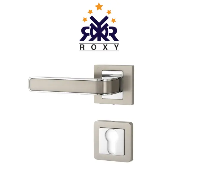 مقبض باب سيلفر بتصميم مستطيل بلمسة كروم