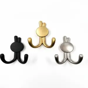 علاقة ملابس 7108