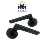 مقبض باب أسود مطفي بتصميم دائري بسيط