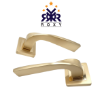 مقبض باب ذهبي فاخر بتصميم منحني أنيق